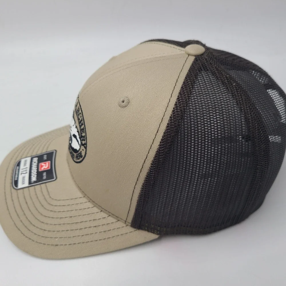 Big Sky Archery Hat Snapback Trucker Mesh Beige Brown Bowhunting‎ Bozeman MT Men